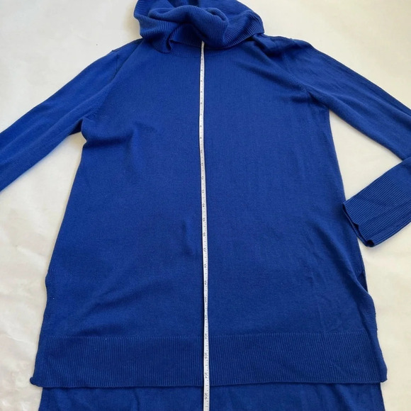 Daisy Fuentes Women's Long Sleeve Turtleneck Sweater Blue Size M NWOT - Picture 4 of 8